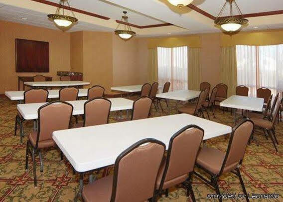 Comfort Suites University Drive Колледж-Стейшн Экстерьер фото